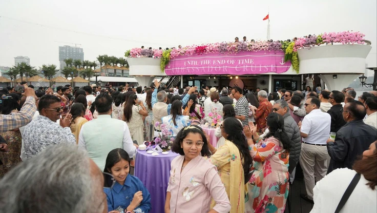 Tỉ phú Ấn Độ tổ chức đám cưới kéo dài 5 ngày ở Quảng Ninh