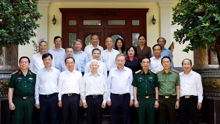 Tổng Bí thư, Chủ tịch nước Tô Lâm thăm các nguyên lãnh đạo Đảng, Nhà nước và Mẹ Việt Nam anh hùng