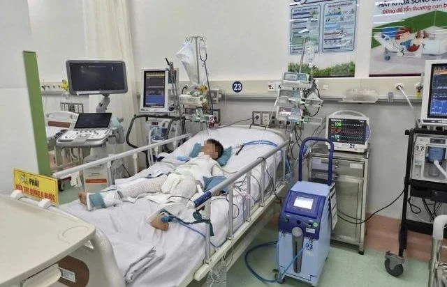 TP.HCM: Ba trẻ bị ngạt nước nhập viện trong tình trạng ngưng tim