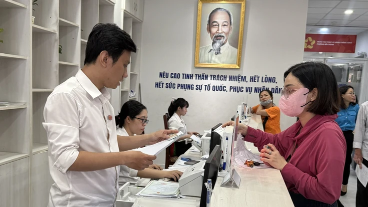 Phường Bến Thành ứng dụng công nghệ số để phục vụ người dân