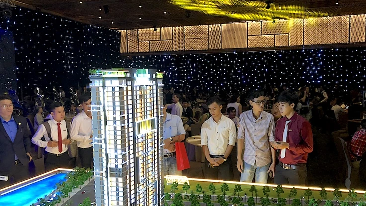 Bán nhà chưa giải chấp: Gỡ vướng dòng tiền hay rủi ro cho người mua?