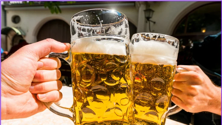 Giảm tác hại khi uống rượu bia ở giới trẻ: Làm sao để hiệu quả?