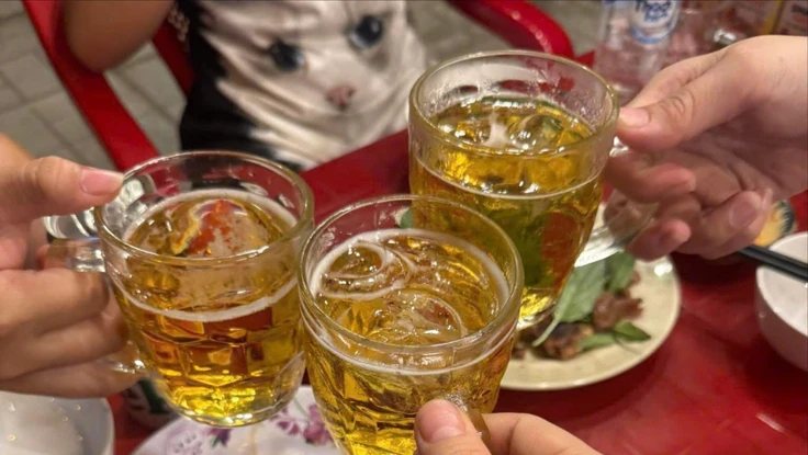 40.000 người Việt tử vong/năm: Chuyên gia chỉ rõ ‘tử thần’ giấu mình trên bàn nhậu