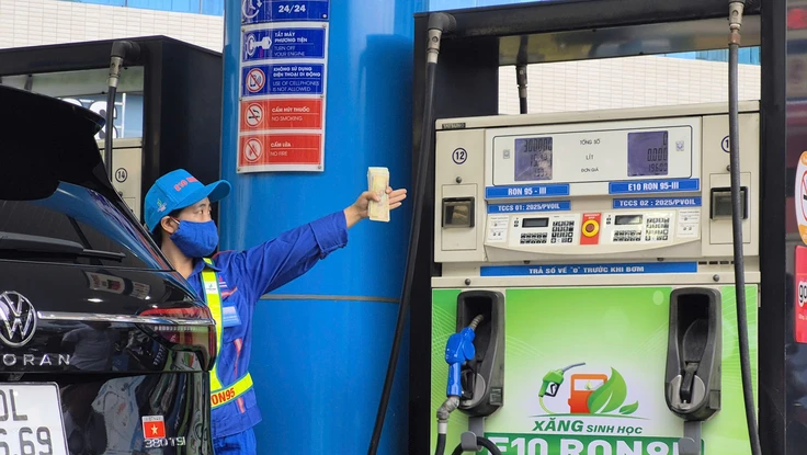 Tiết kiệm được gần 1 tỉ USD mỗi năm nhờ bán sớm xăng E10? 