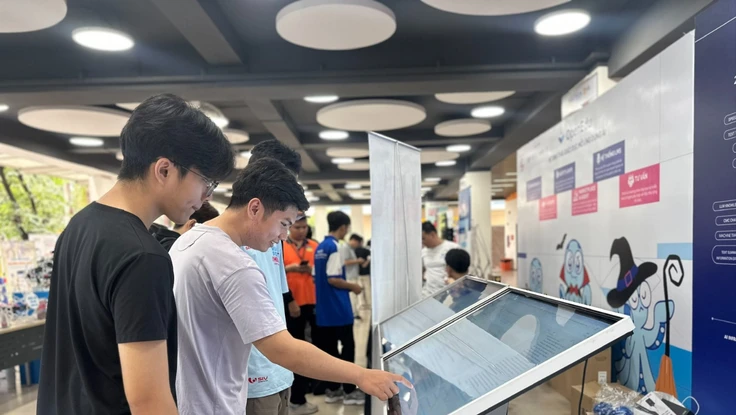 Khi ai cũng có thể làm AI, startup AI Việt làm gì để không bị đào thải?