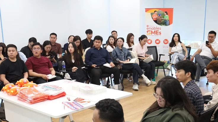 Shopee đồng hành cùng nhà bán Việt nâng cao năng lực vận hành, mở rộng xuất khẩu trực tuyến