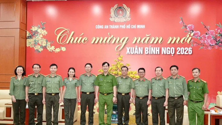 Thắt chặt nghĩa tình đồng đội giữa Công an Lâm Đồng và Công an TP.HCM