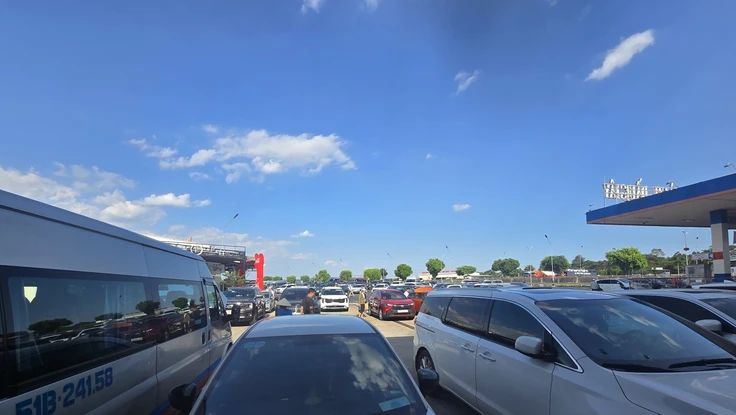 Cục CSGT khuyến cáo: Đổ đầy xăng khi đi trên cao tốc TP.HCM - Khánh Hòa