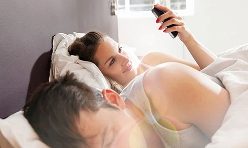 Gia đình lục đục vì phần mềm theo dõi trên smartphone