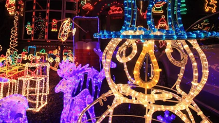 Đèn trang trí Giáng sinh làm chậm tốc độ Wi-Fi