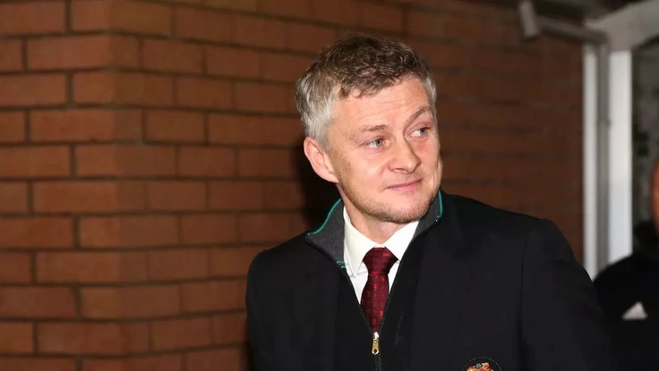 Lộ trình công bố HLV trưởng của MU được hé lộ