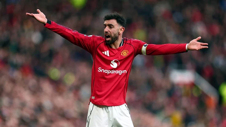 Bruno Fernandes phản hồi hài hước trước câu hỏi gây sốt về thử thách 500 ngày