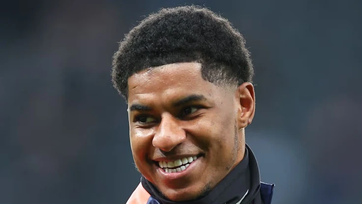 Rashford rộng đường trở lại MU