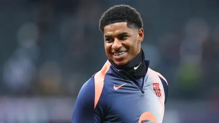 Rashford trả lời hai câu hỏi để xác định tương lai tại MU