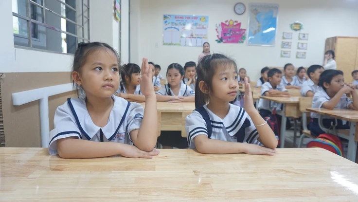 Tuyển sinh lớp 1, lớp 6 tại TP.HCM: Học sinh được học gần nhà