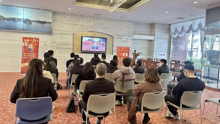 Cộng đồng người Việt tại Osaka, Nhật Bản xem trực tiếp Khai mạc Đại hội Đảng