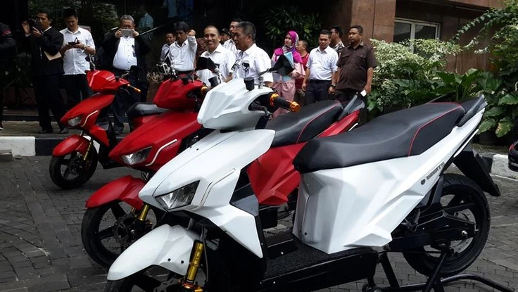 Xe máy điện Indonesia có giá 38.2 triệu đồng