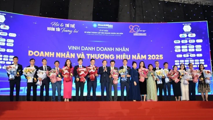 Hội Doanh nhân Sài Gòn vinh danh 50 doanh nhân và thương hiệu tiêu biểu