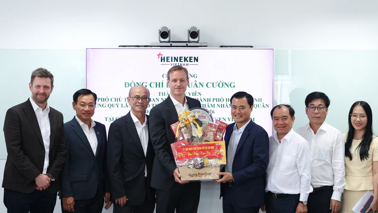 Lãnh đạo UBND TP.HCM đến chúc Tết HEINEKEN Việt Nam