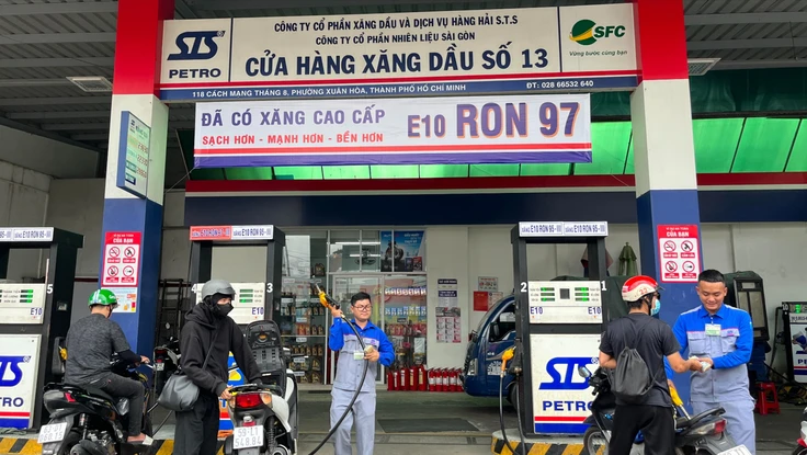 Hàng loạt hãng xe báo cáo Bộ Công Thương về khả năng thích ứng xăng E10, E5