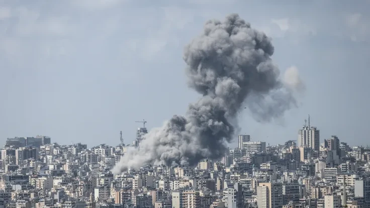 Israel tiếp tục không kích Lebanon, Hezbollah nã tên lửa đáp trả; Iran nói về việc làm giàu uranium