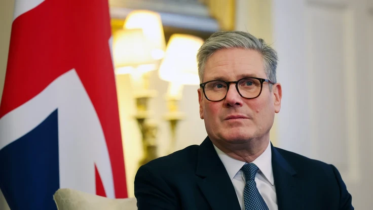 Thủ tướng Anh trước áp lực từ chức