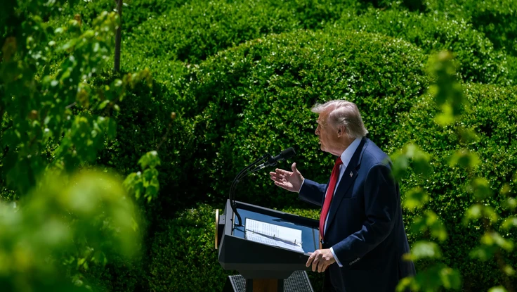 Chiến sự Trung Đông ngày 81: Mỹ hoãn tấn công Iran theo lệnh ông Trump; Hezbollah phóng tên lửa đất đối không vào chiến đấu cơ Israel