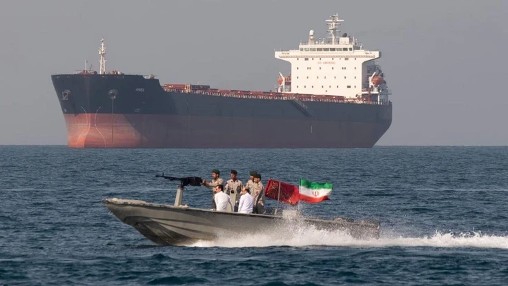 Iran chỉ trích NATO, cảnh báo về eo biển Hormuz; Ngoại trưởng Mỹ bảo đảm an ninh, lợi ích các nước vùng Vịnh