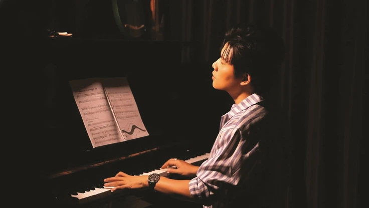 Viết lên những lời ca như hoa