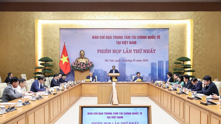 Thủ tướng Chính phủ Phạm Minh Chính, Trưởng ban Chỉ đạo trung tâm tài chính quốc tế tại Việt Nam, chủ trì Phiên họp thứ nhất của Ban Chỉ đạo. Ảnh: VGP