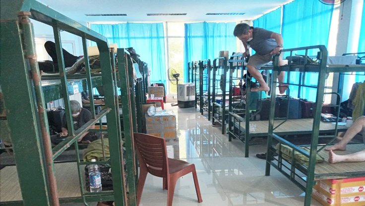 Long An: Người cách ly chê khu cách ly ngột ngạt, khó thở?