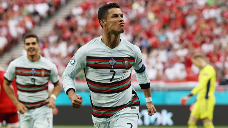 'Nếu ở Mỹ, Ronaldo sẽ bị phạt rất nặng!'
