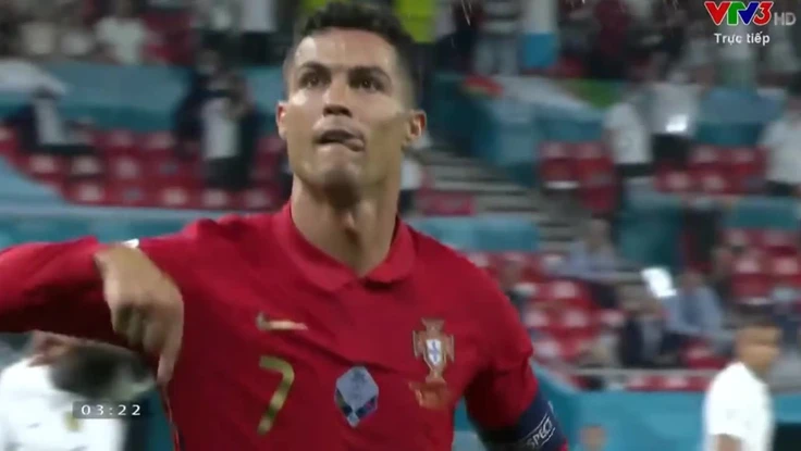 Ronaldo của năm 2012 và Ronaldo 2021 vẫn đầy sức mạnh và tốc độ