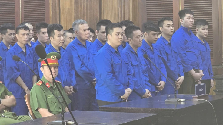 Trộm súng ở bảo tàng để rao bán trên mạng xã hội