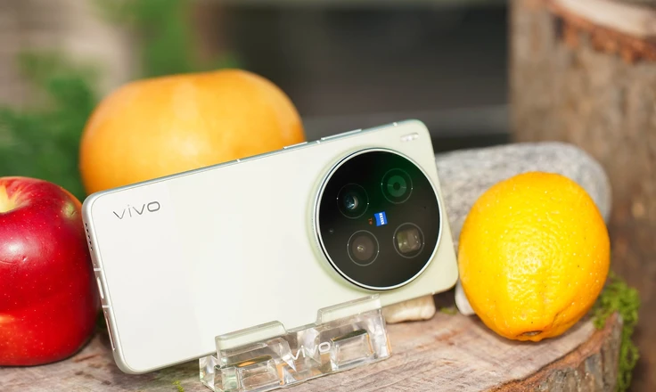 Lộ diện mẫu smartphone sở hữu 'siêu camera', tham vọng thay thế máy quay chuyên nghiệp
