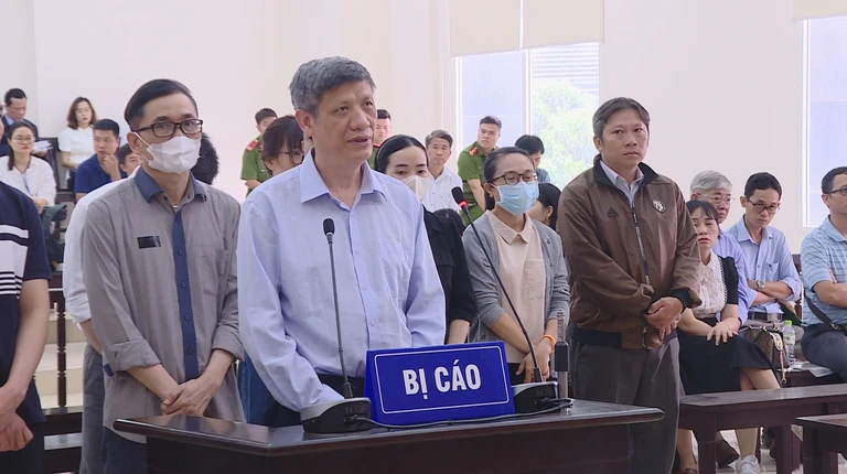 Vụ Việt Á: VKS đề nghị bác kháng cáo của cựu bộ trưởng Y tế Nguyễn Thanh Long