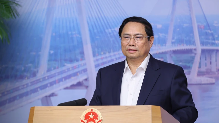 Thủ tướng: Nghiên cứu đầu tư đường sắt kết nối sân bay Tân Sơn Nhất - Long Thành