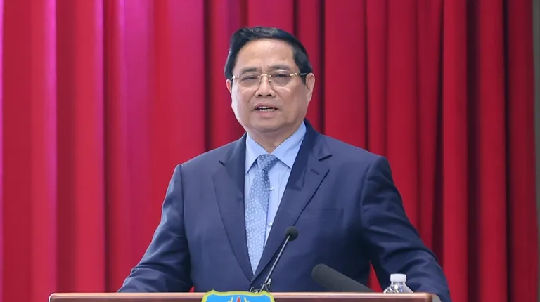 Thủ tướng yêu cầu chuyển từ quản lý bằng pháp luật sang kiến tạo thể chế phát triển