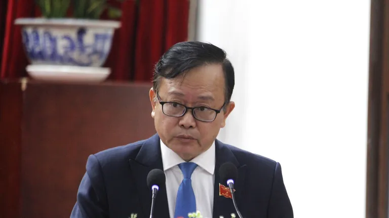 Cử tri TP Cần Thơ lo ngại một số dự án đầu tư công làm chậm gây lãng phí