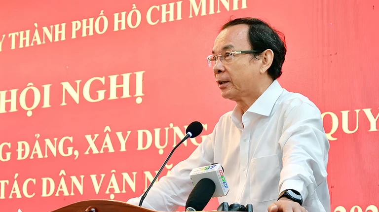 Bí thư TP.HCM Nguyễn Văn Nên phát biểu tại hội nghị.