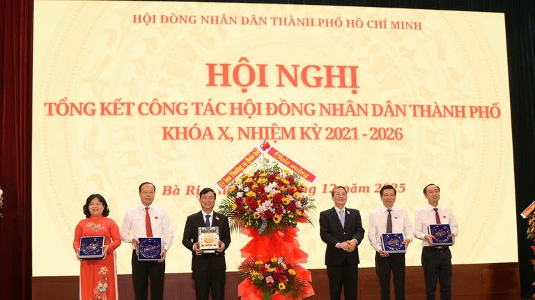Ông Võ Văn Minh: Hoạt động của HĐND TP.HCM phải càng tinh gọn, gần dân, sát dân
