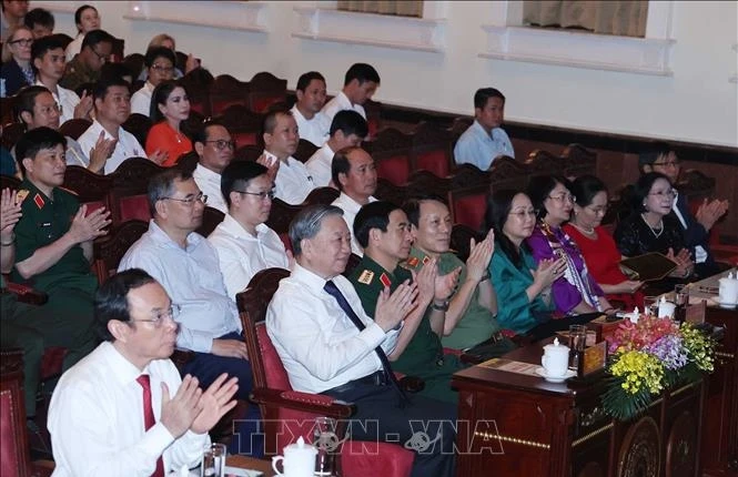Tổng Bí thư Tô Lâm tham dự chương trình hoà nhạc đặc biệt 'Bản giao hưởng hoà bình'