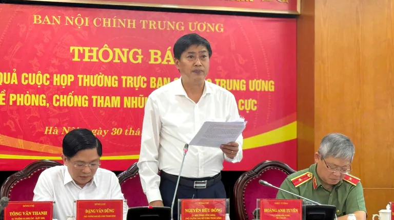 Điểm danh 57 dự án trọng điểm đang kéo dài, gây lãng phí