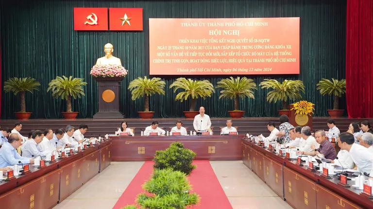 Tinh gọn bộ máy, TP.HCM dự kiến giảm 24 đảng bộ, 8 sở và 5 cơ quan hành chính 