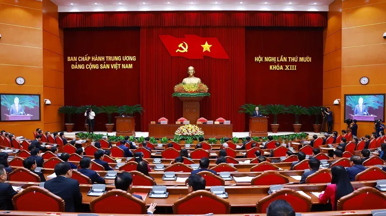 Sẽ trình Trung ương nội dung đề xuất sửa Hiến pháp và Điều lệ Đảng