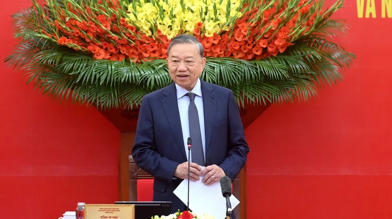 Tổng Bí thư: Ngay đầu nhiệm kỳ, Trung ương khoá XIV sẽ ban hành 2 nghị quyết quan trọng