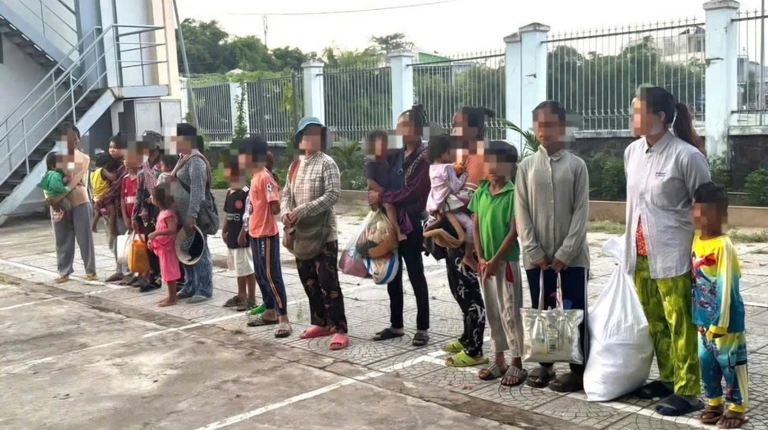 Phát hiện 22 người nhập cảnh trái phép để hành nghề ăn xin
