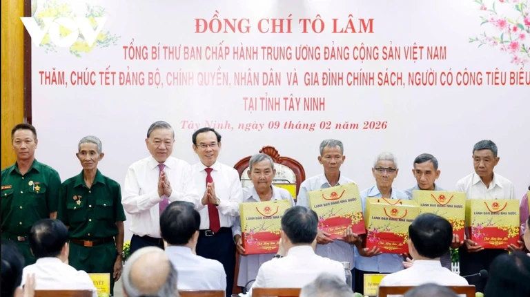 Tổng Bí thư Tô Lâm thăm và chúc Tết tại Tây Ninh