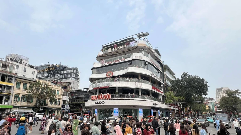 Chủ tịch Hà Nội chỉ đạo 10 dự án quan trọng được ưu tiên giải quyết theo cơ chế 'làn xanh'