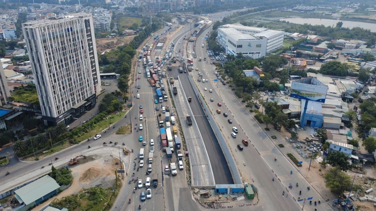 Hầm chui cuối cùng nút giao An Phú sẽ thông xe vào ngày 2-2